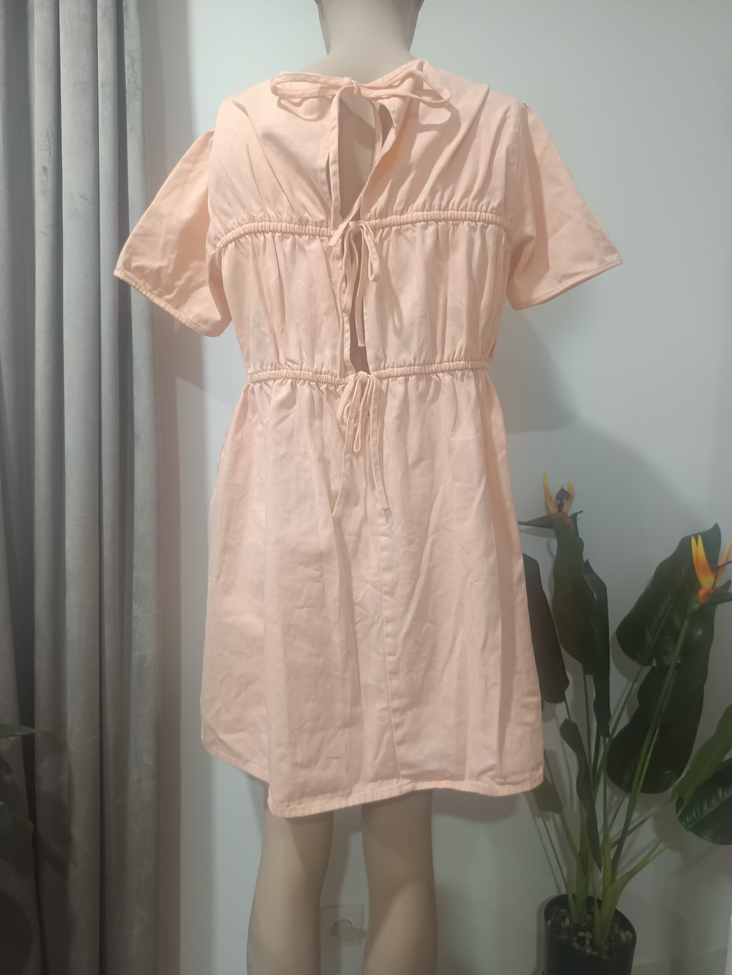 Rochie midi piersică baby-doll ASOS - spate