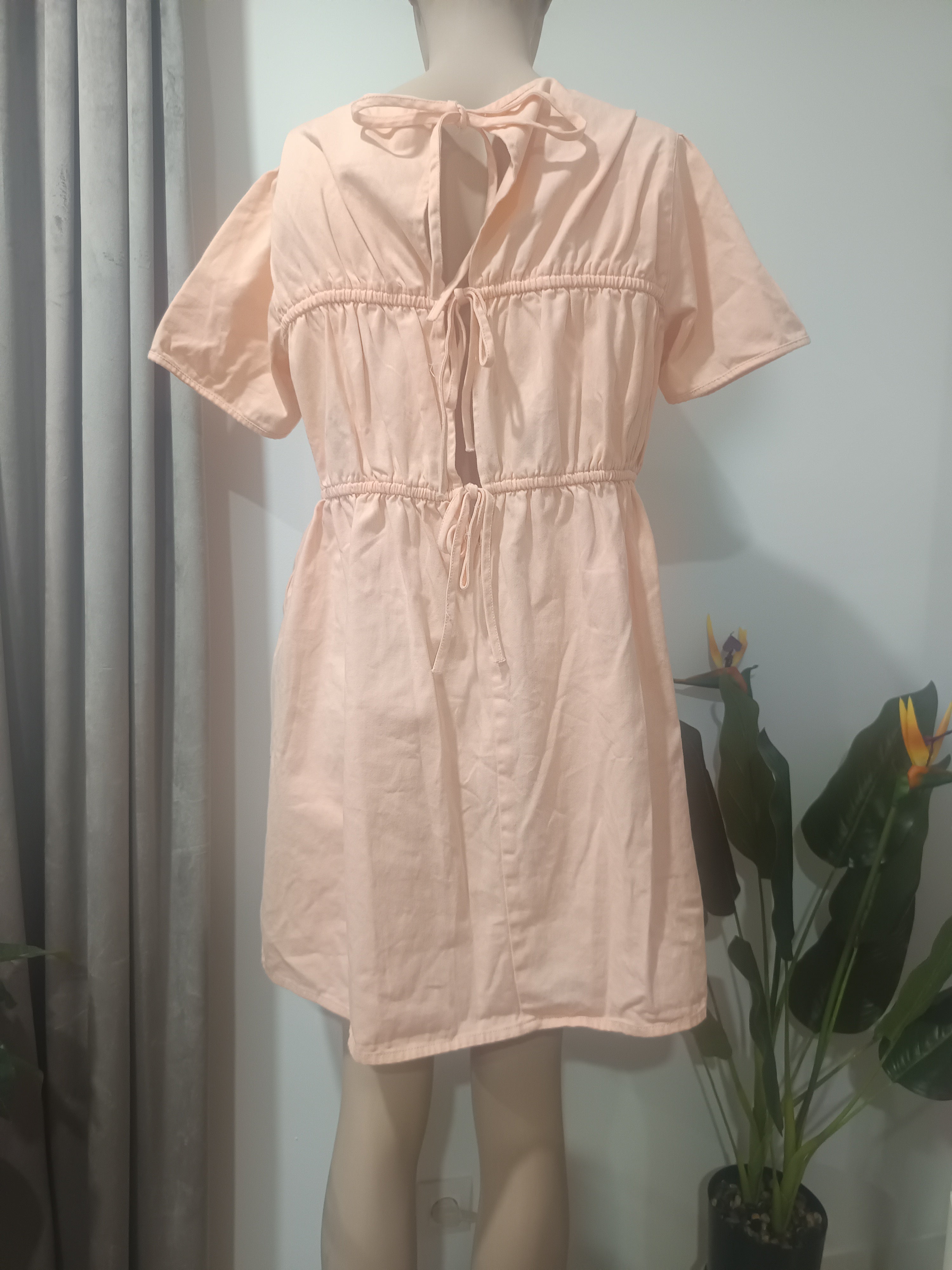 Rochie midi piersică baby-doll ASOS - spate
