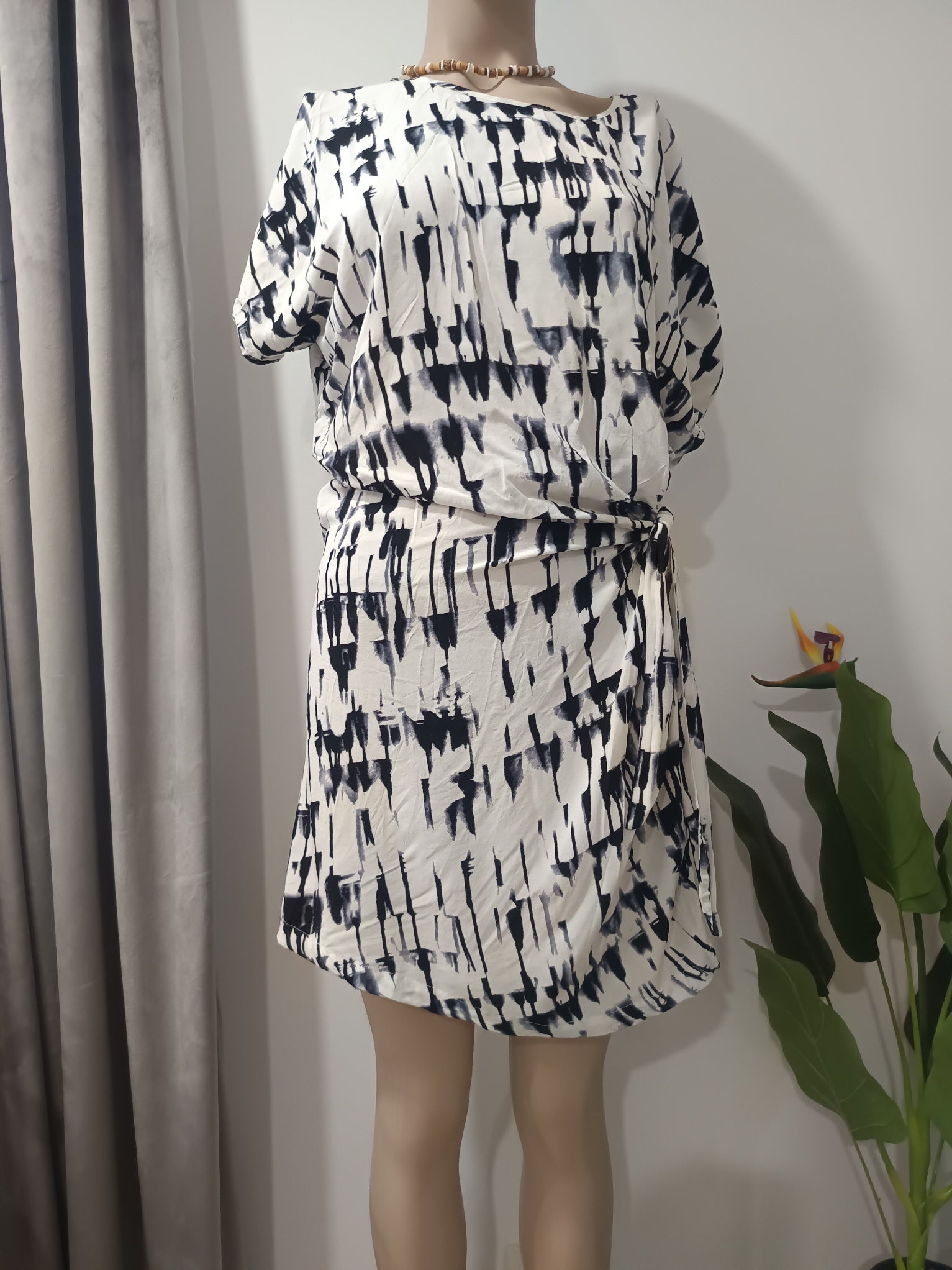 Rochie SABA grafică față