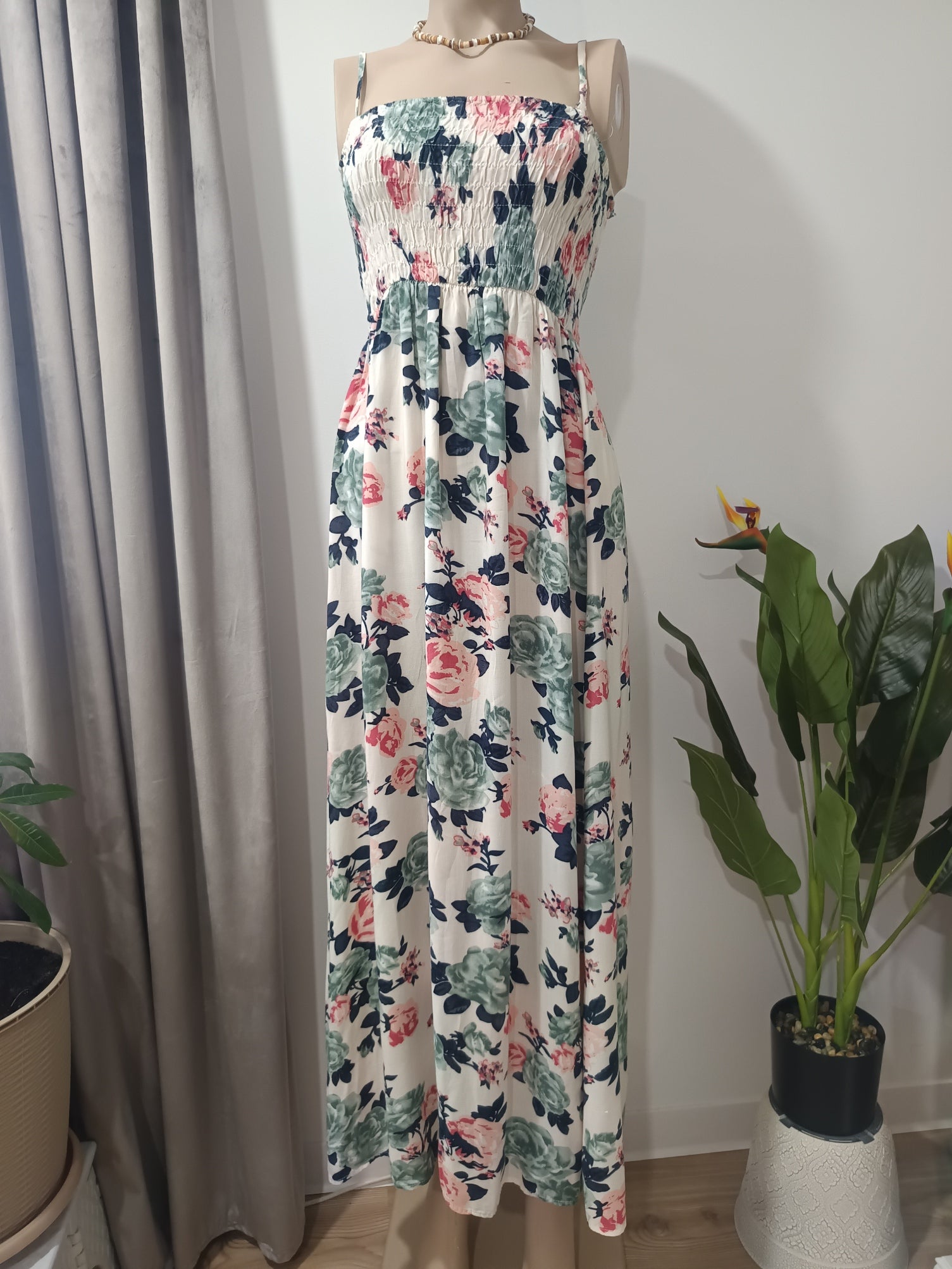 Rochie maxi florală Mihalys față