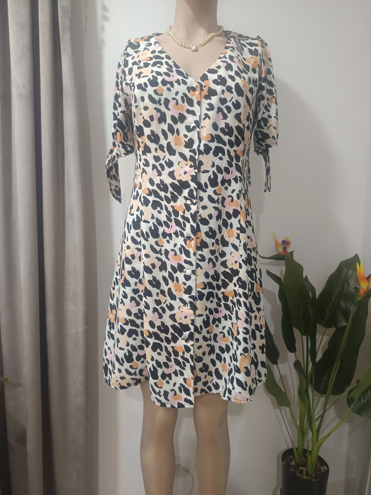 Rochie mini leopard floral Primark față