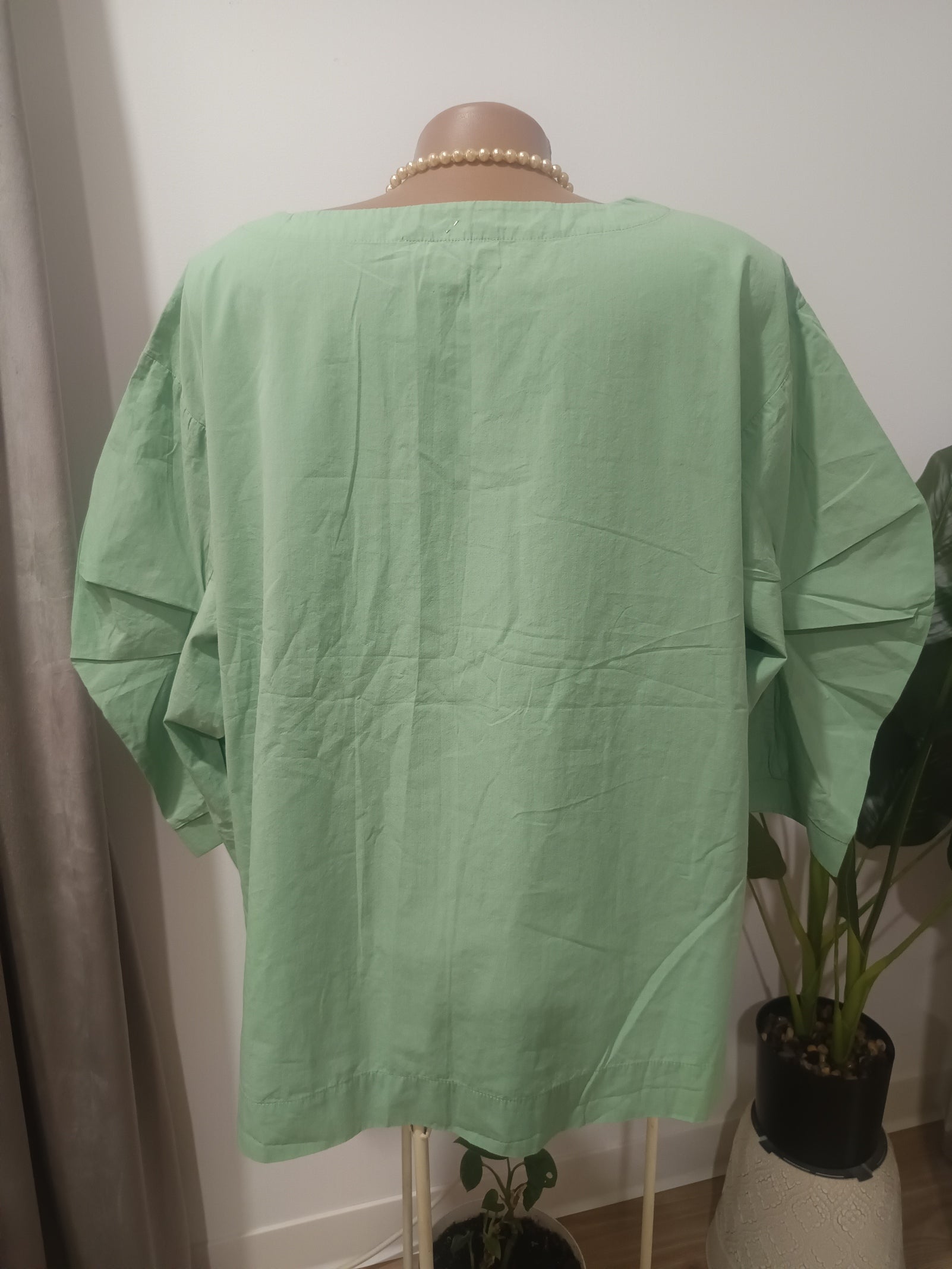 Bluză verde mint Carolyn Donnelly spate