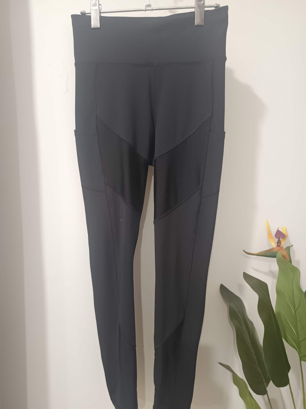 Colanți sport negru mesh F&F - spate