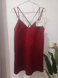 Rochie slip satinată vișinie Missguided - față