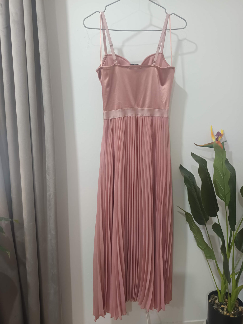 Rochie midi corset roz pudrat New Look - spate