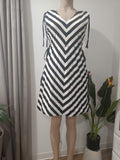 Rochie midi chevron negru-alb Vixen - față