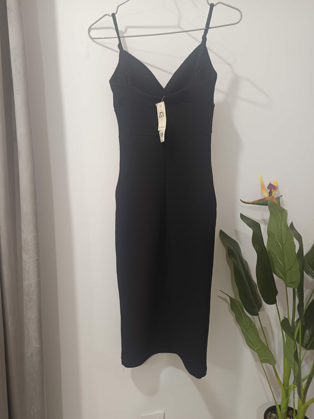 Rochie midi bodycon neagră Miss Selfridge - spate