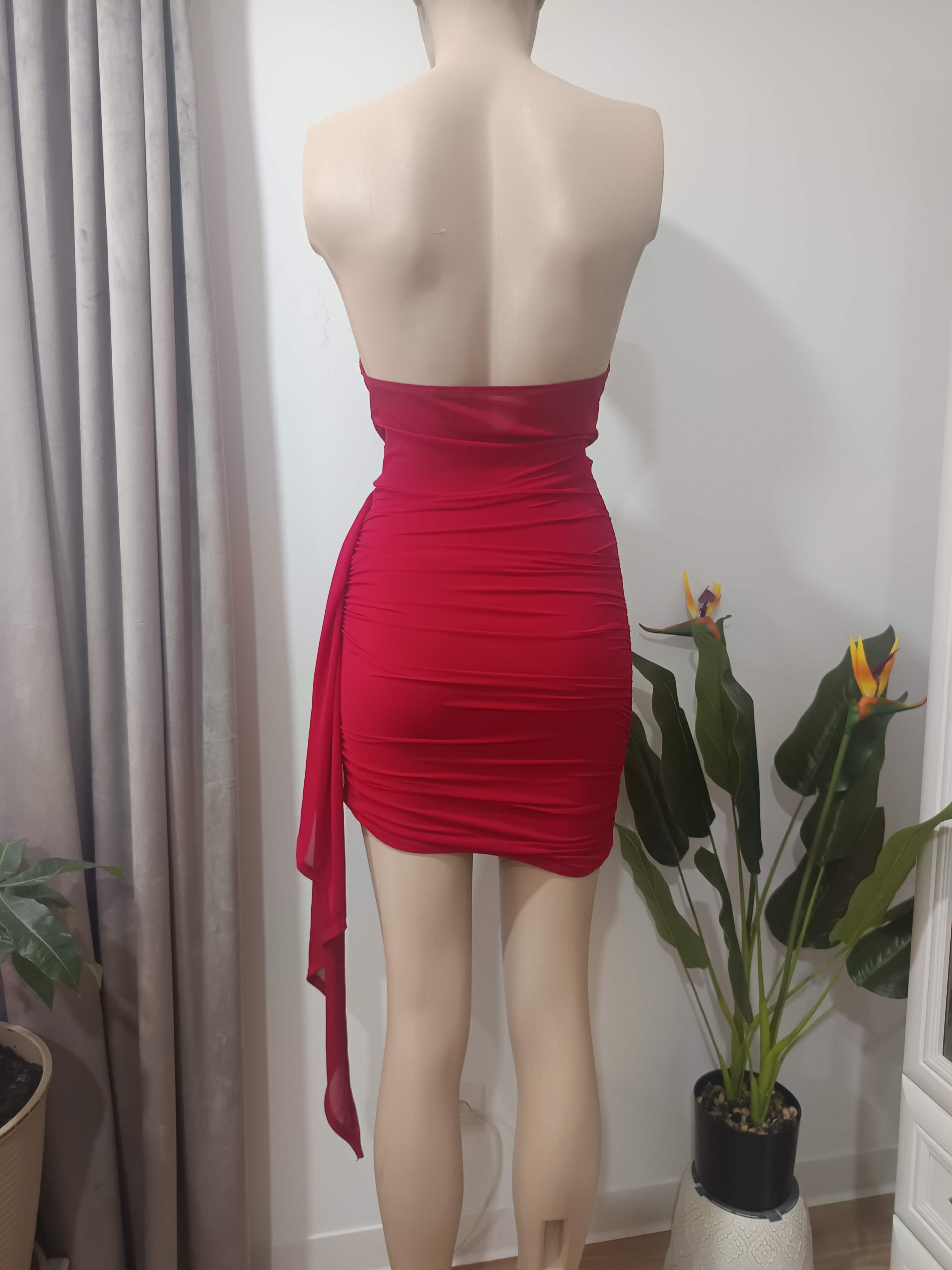 Rochie mini roșie strapless ruched Shein - spate