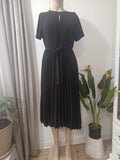Rochie midi neagră fustă plisata Dorothy Perkins - față