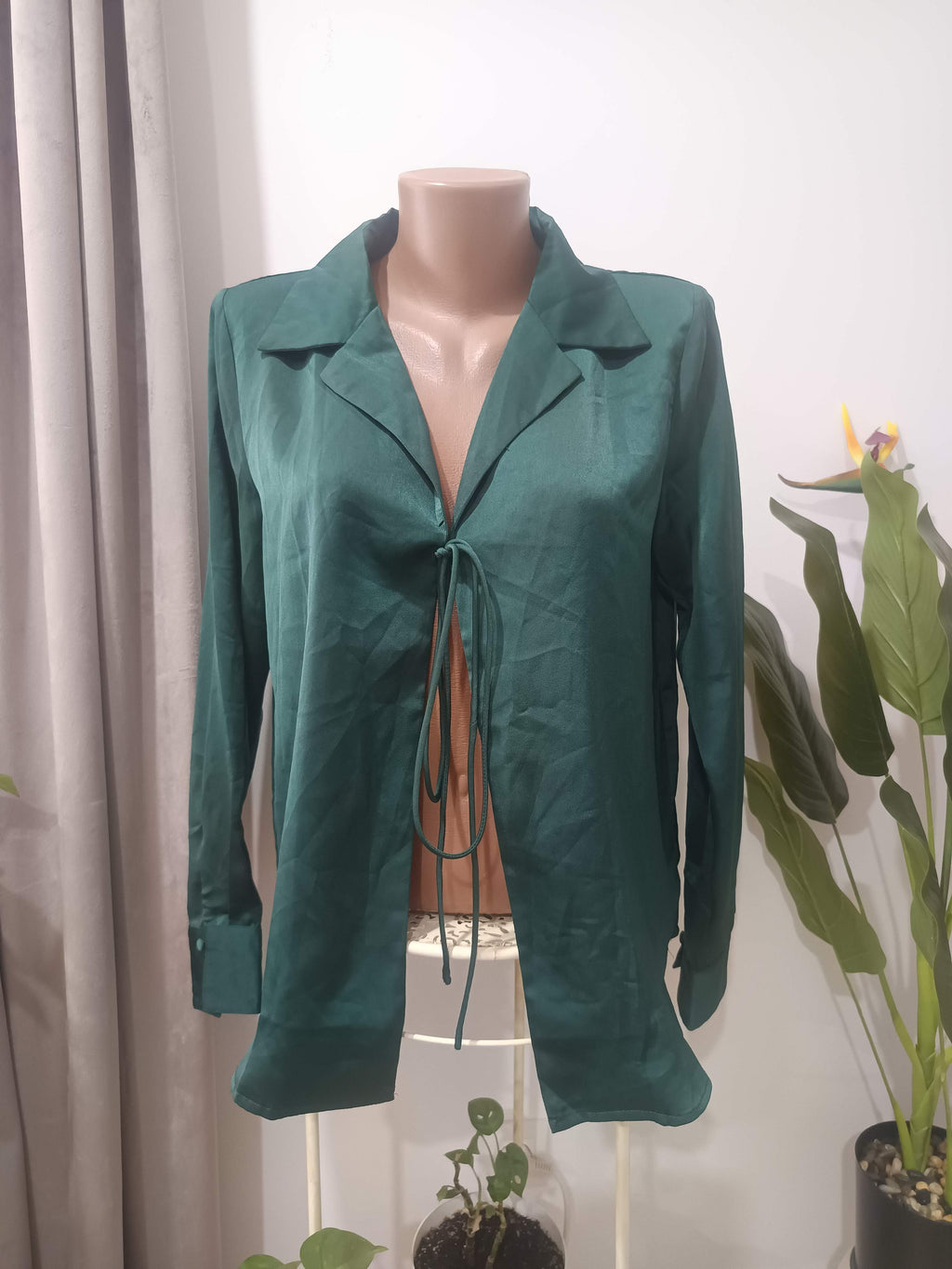 Cămașă satinată verde smarald Rosebullet - față