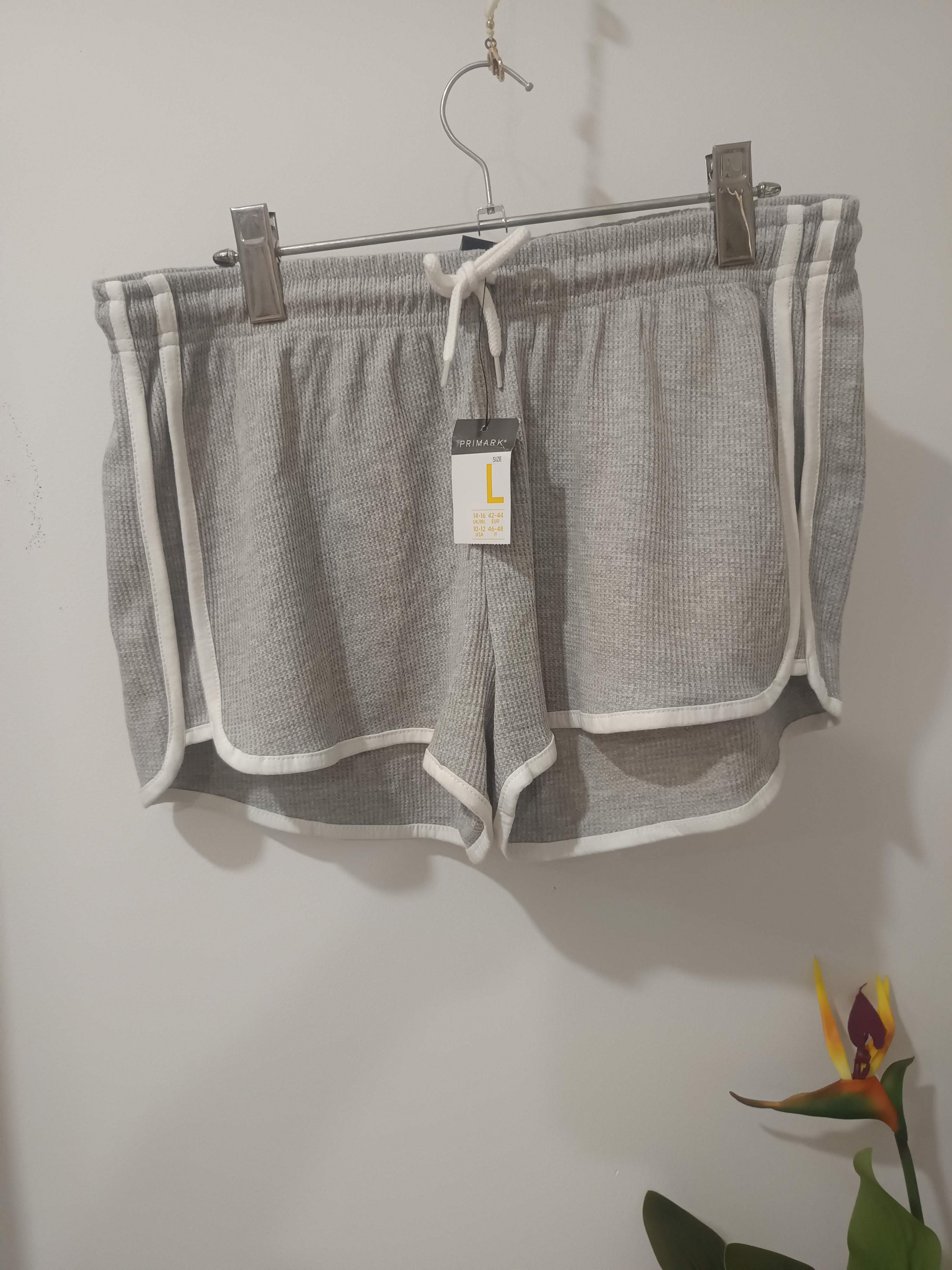 Pantaloni scurți sport gri melanj Primark - față