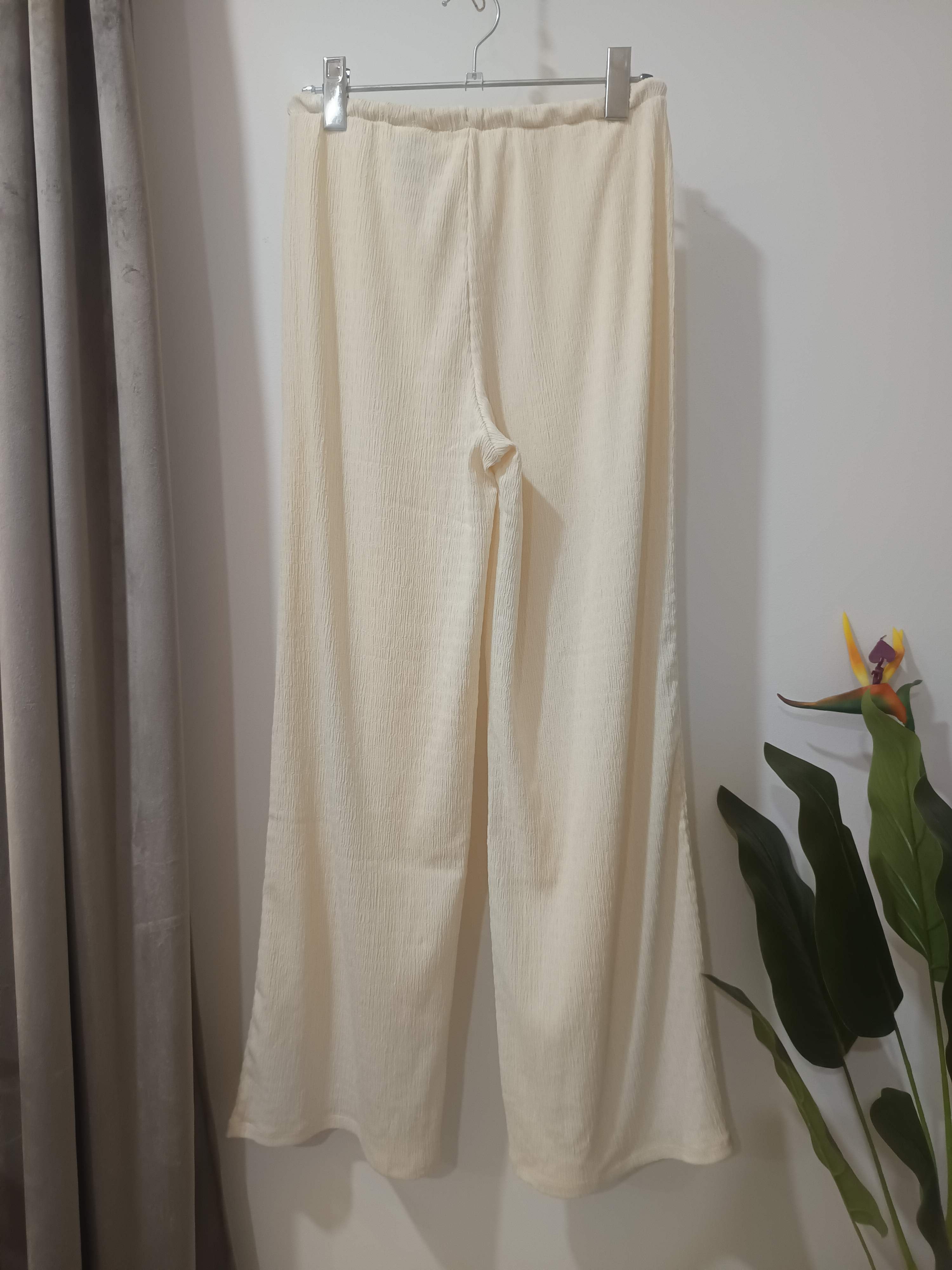 Pantaloni wide-leg crem crep texturat H&M copii - spate