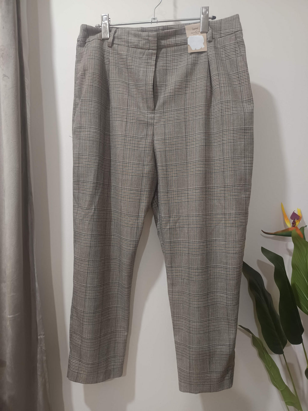 Pantaloni costum glen plaid gri bej tapered TU Woman - față