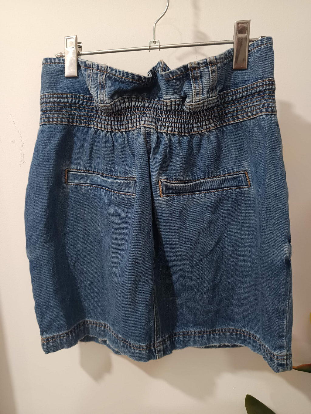 Fustă denim mini albastru smoc elastic River Island - spate