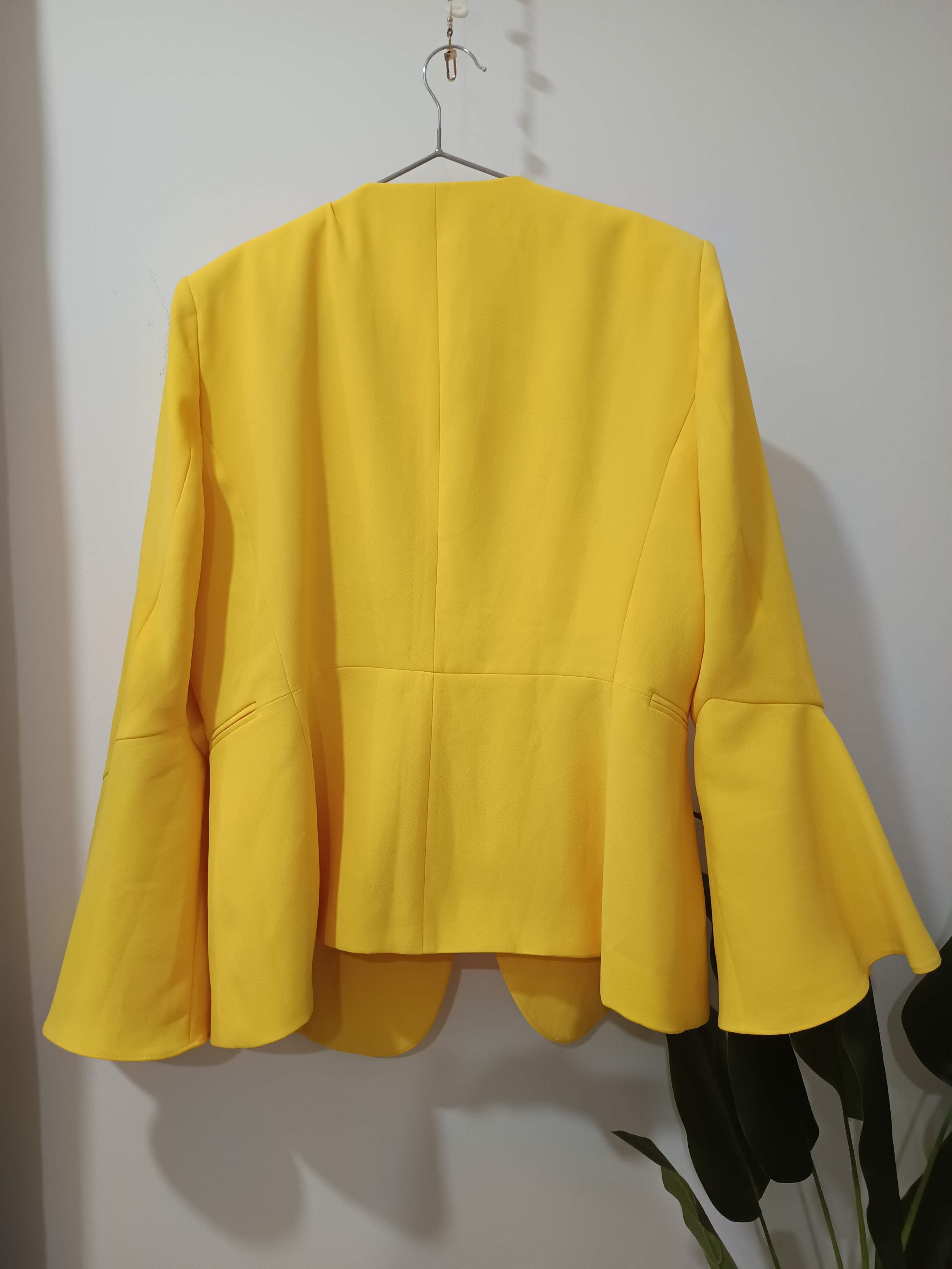 Blazer galben solar mâneci flare Zara Woman - spate