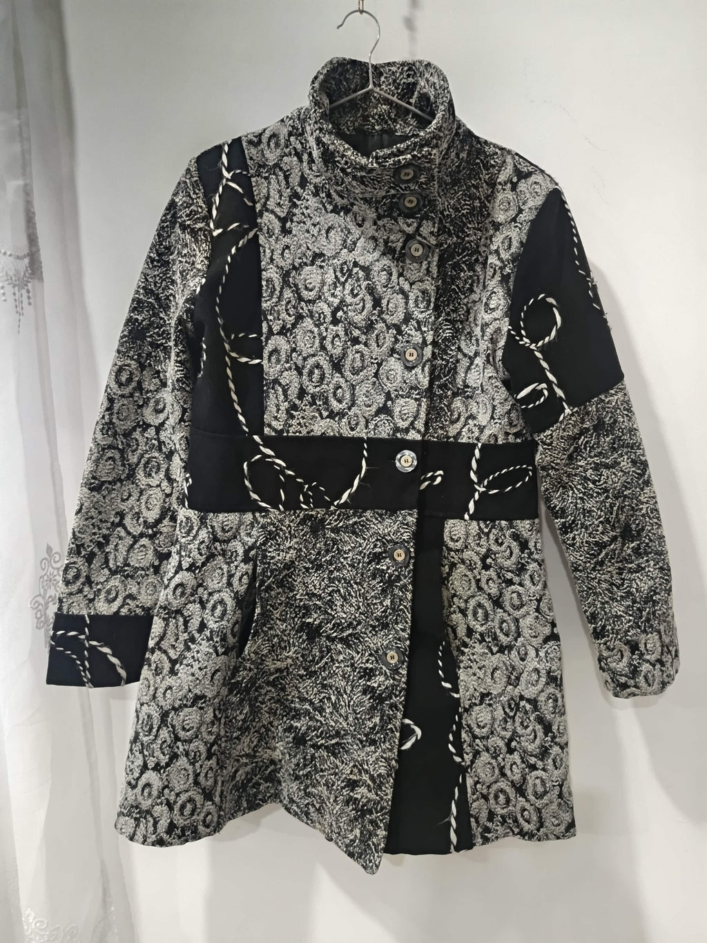 Palton Brocart Patchwork Negru-Argintiu
