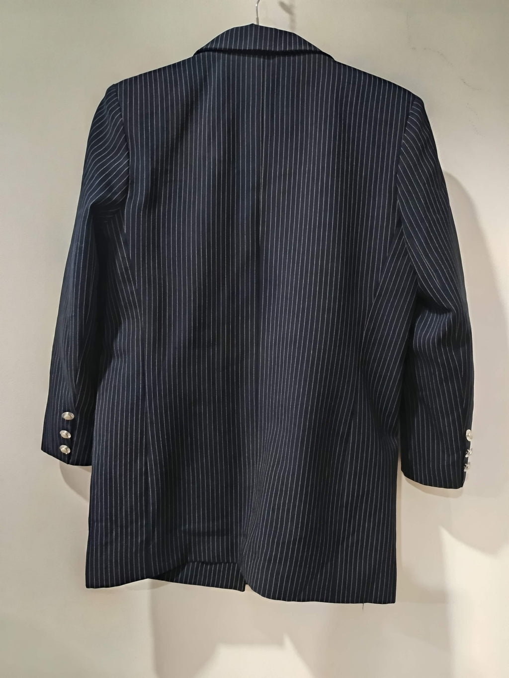 Blazer Bleumarin Pinstripe Oversized cu Nasturi Argintii