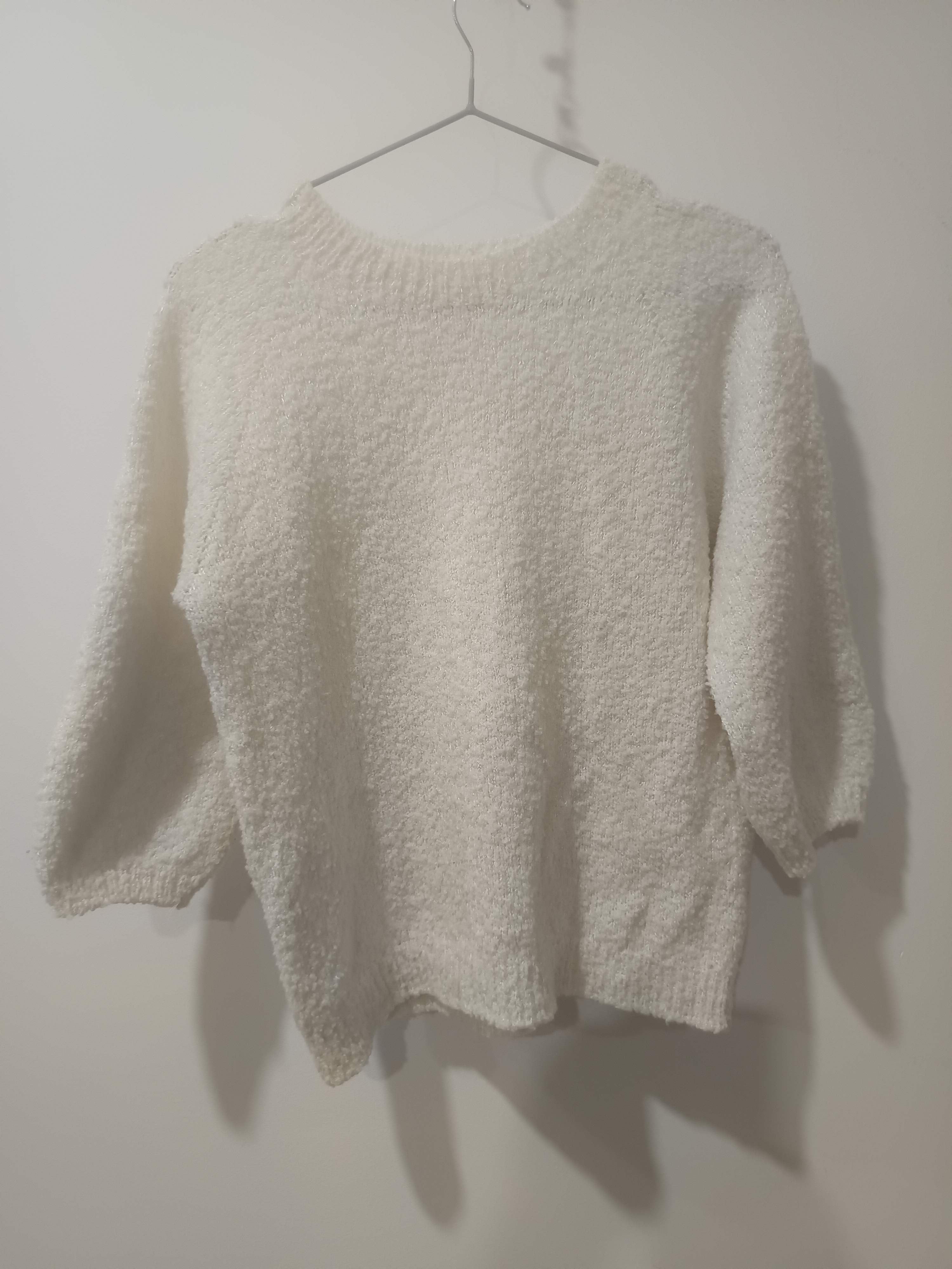 Pulover tricotat alb crem bouclé lurex glitter boxy față