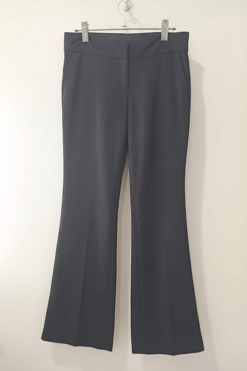 Pantaloni Flared Vero Moda - Față