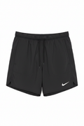Pantaloni scurți Nike față fundal alb