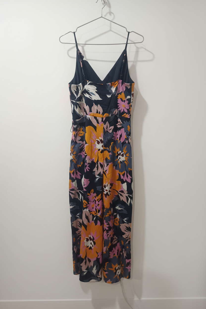 Rochie H&M spate fundal alb